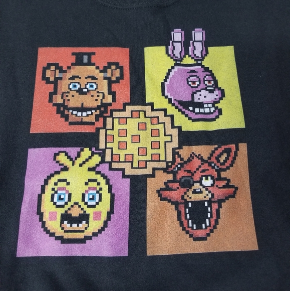 Five Nights At Freddy's sweatshirt - Picture 3 of 6